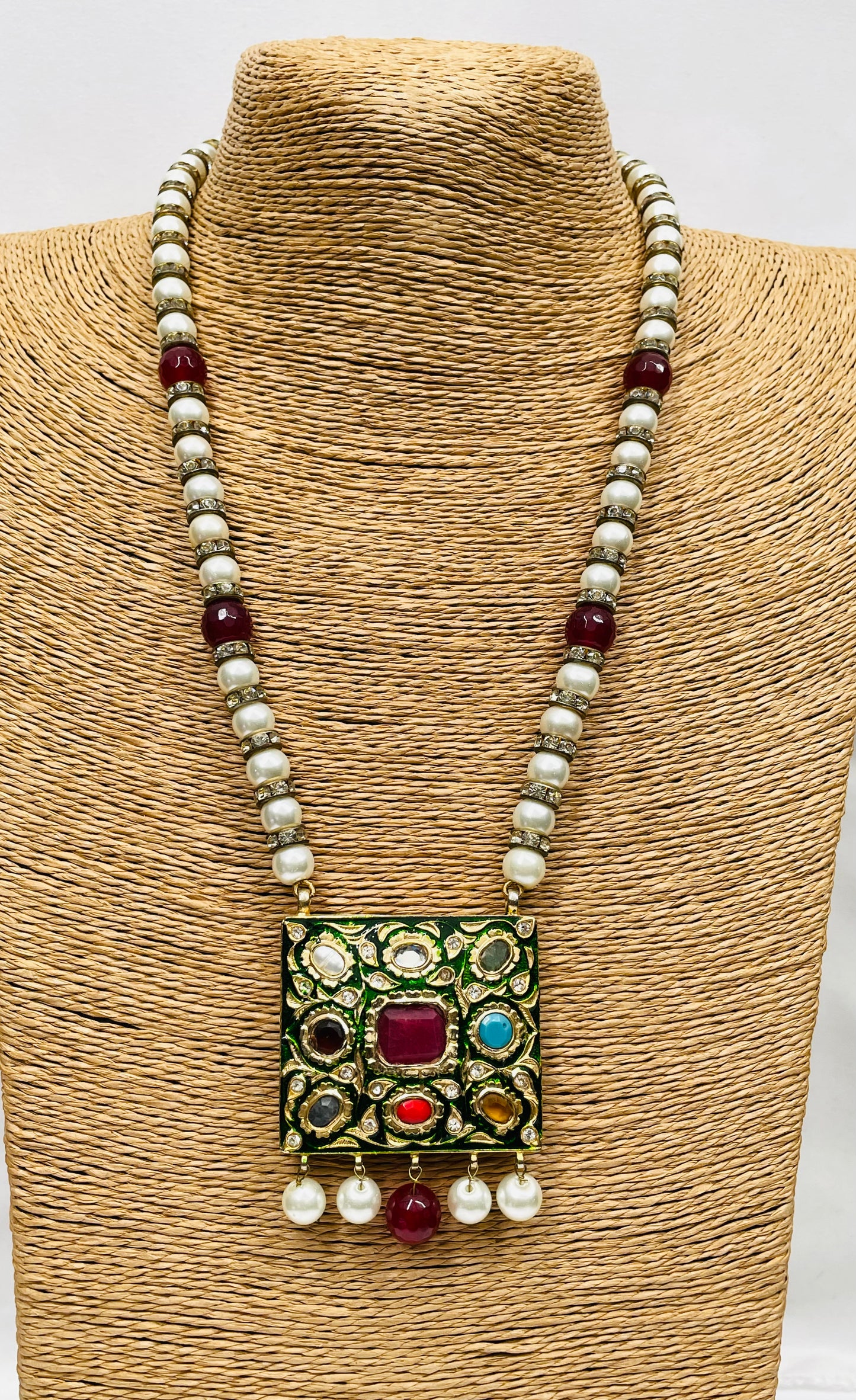 Handcrafted Double Sided Menakari Necklace With Pearls