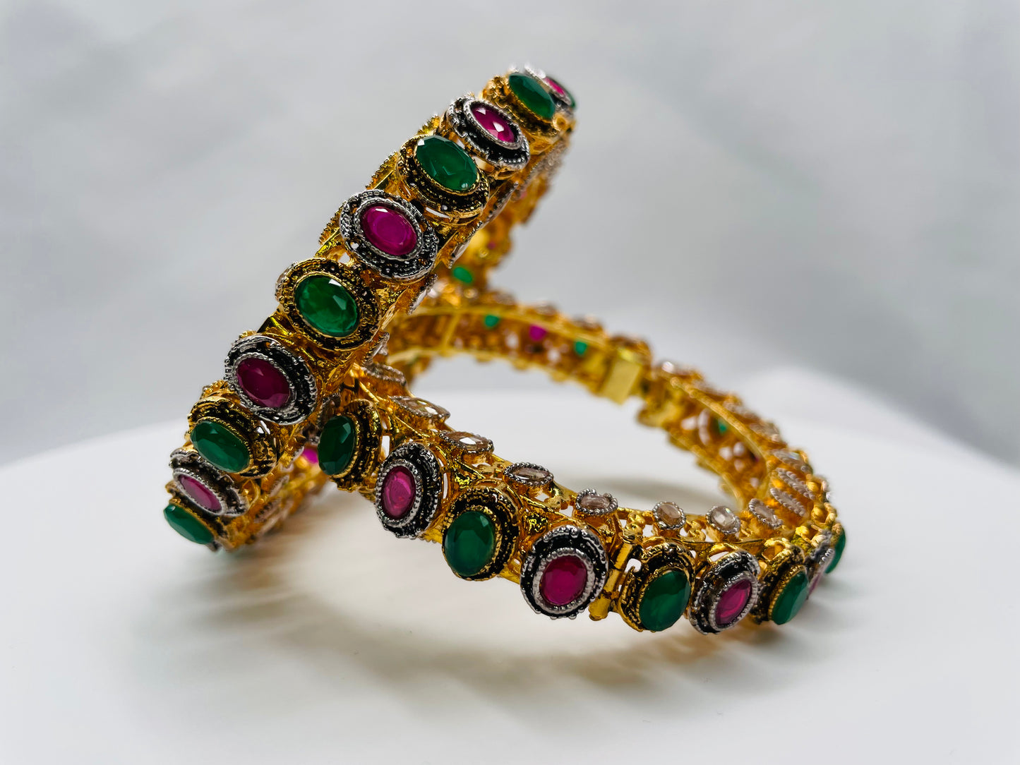 Royal Inspired Jarau Bangles