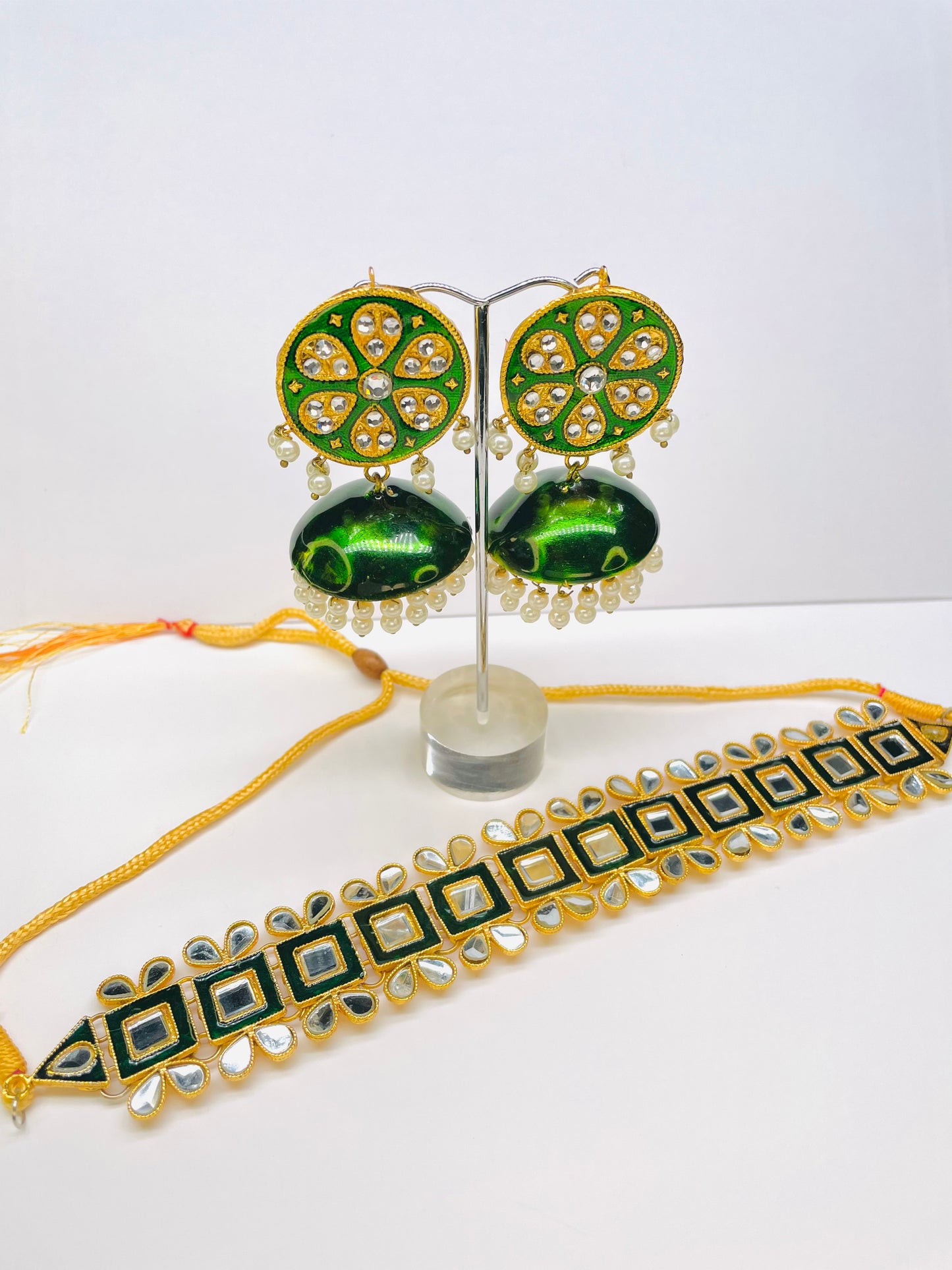 Stunning Green Choker Set