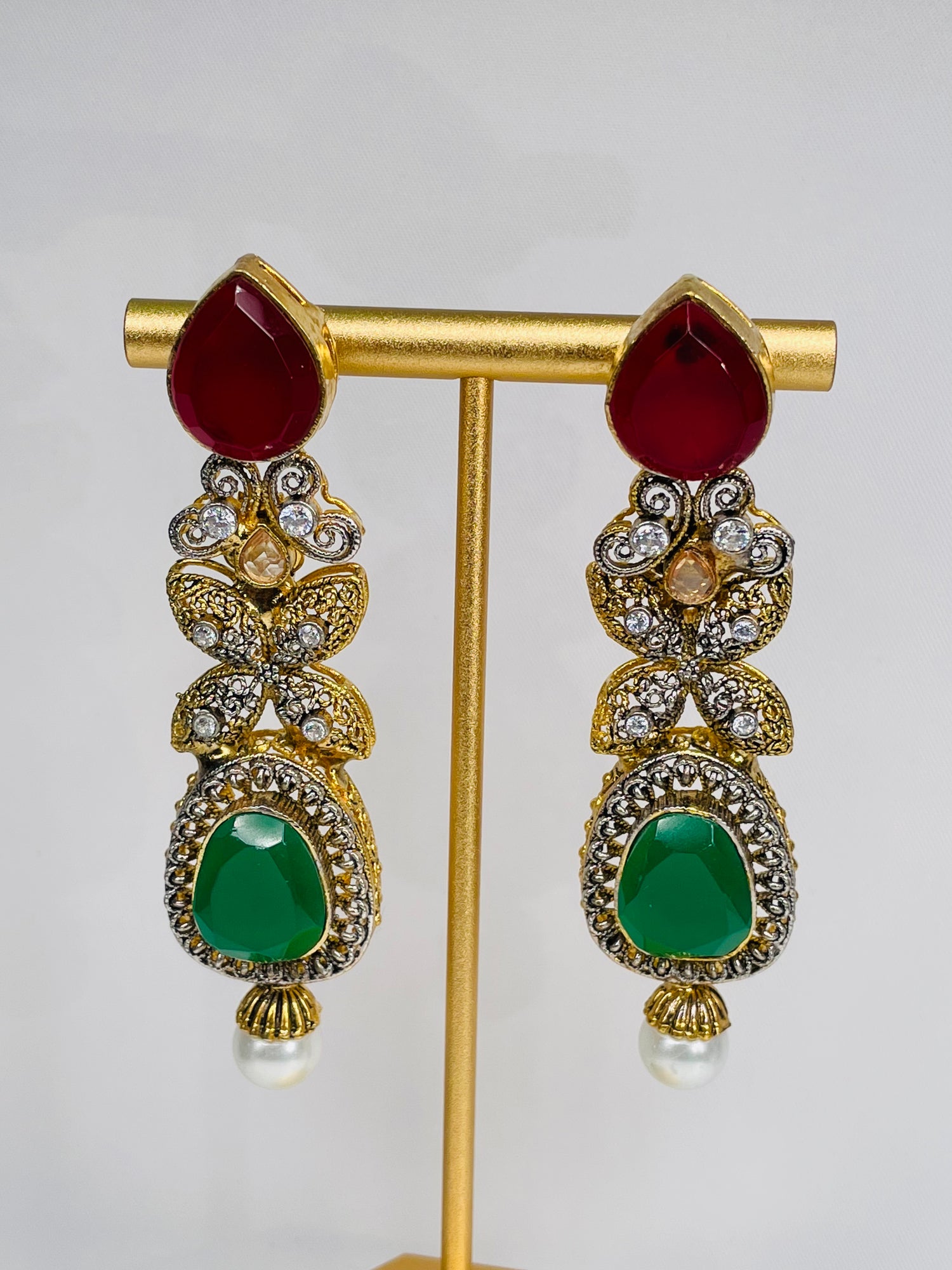 STATEMENT PIECES