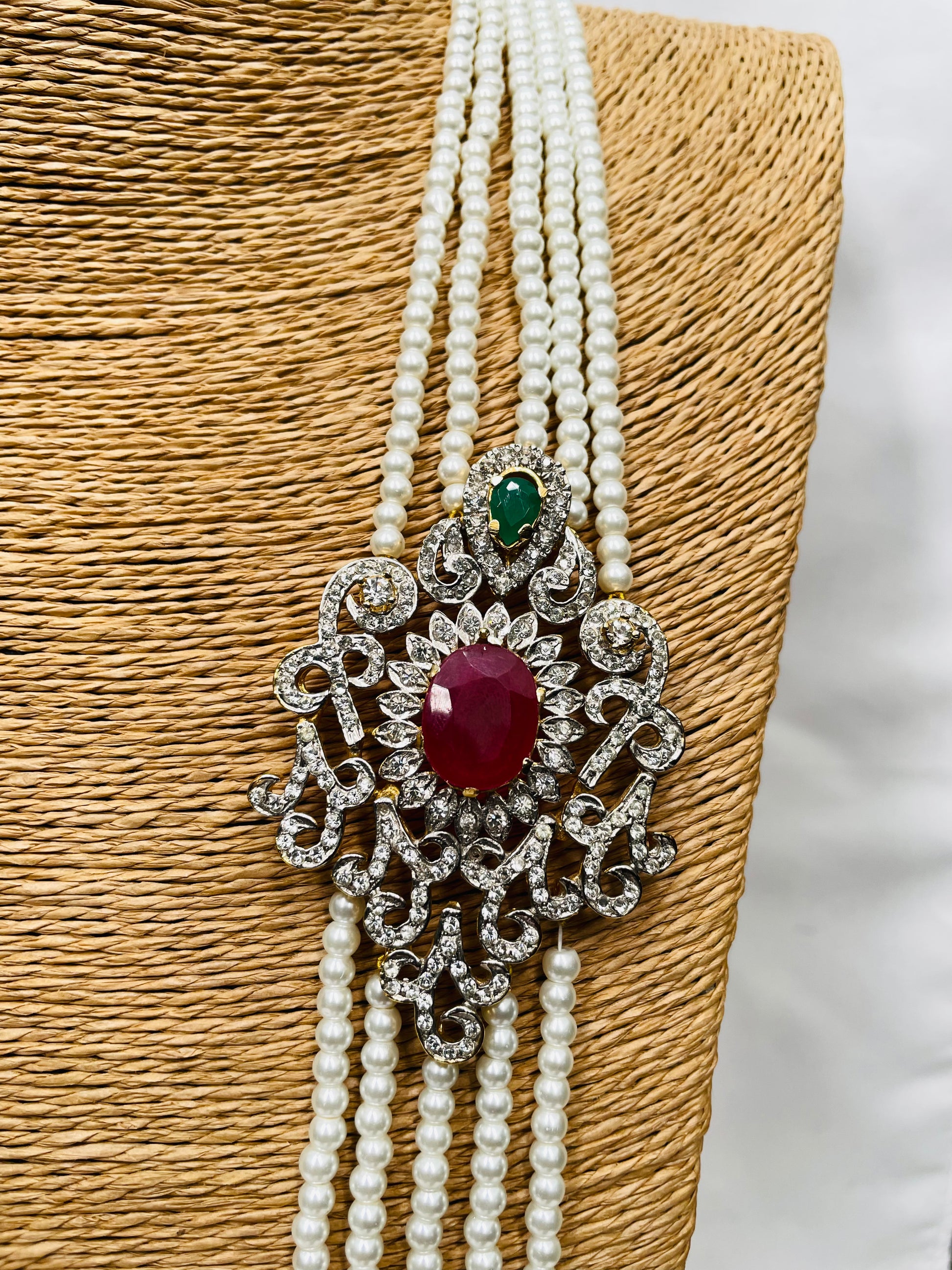 Long mala with pendant on sale